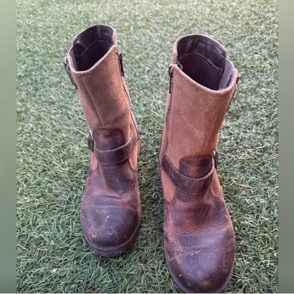 Eastland Brown Ankle Boots